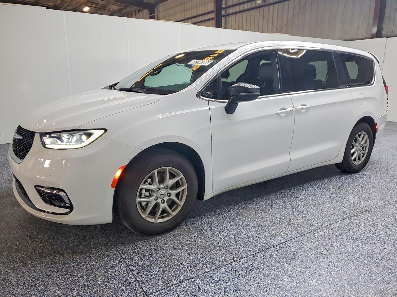 2C4RC1BG6TR239643 · 2026 CHRYSLER PACIFICA