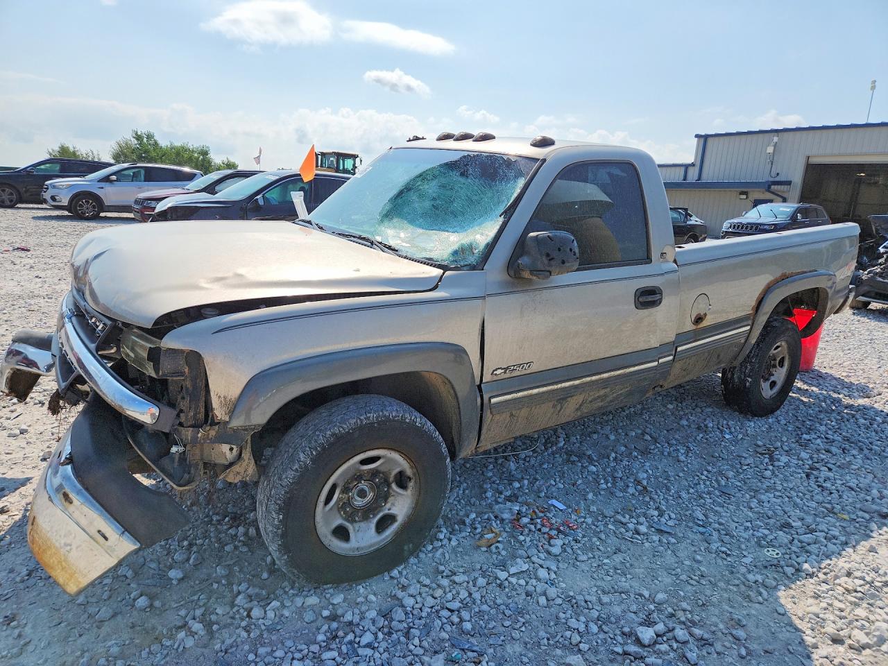 1GCGK24U8YE148431 · 2000 CHEVROLET SILVERADO