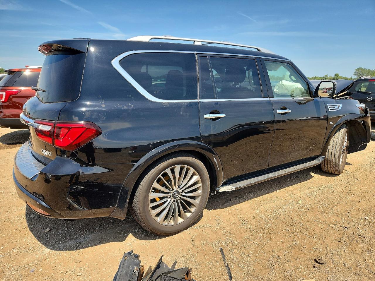 JN8AZ2NE3K9228040 · 2019 INFINITI QX80 · 3/13