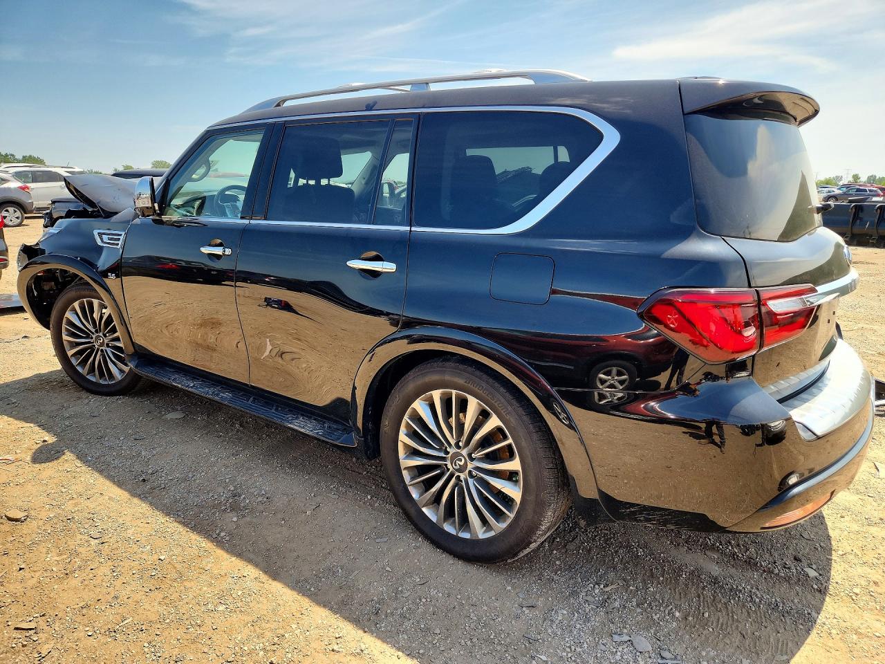 JN8AZ2NE3K9228040 · 2019 INFINITI QX80 · 2/13