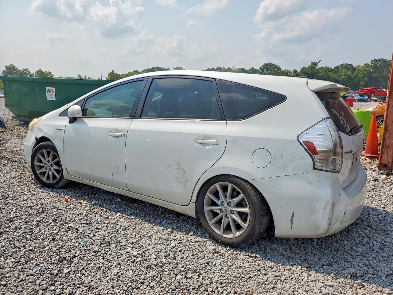 JTDZN3EU2C3037978 · 2012 TOYOTA PRIUS V · 2/12