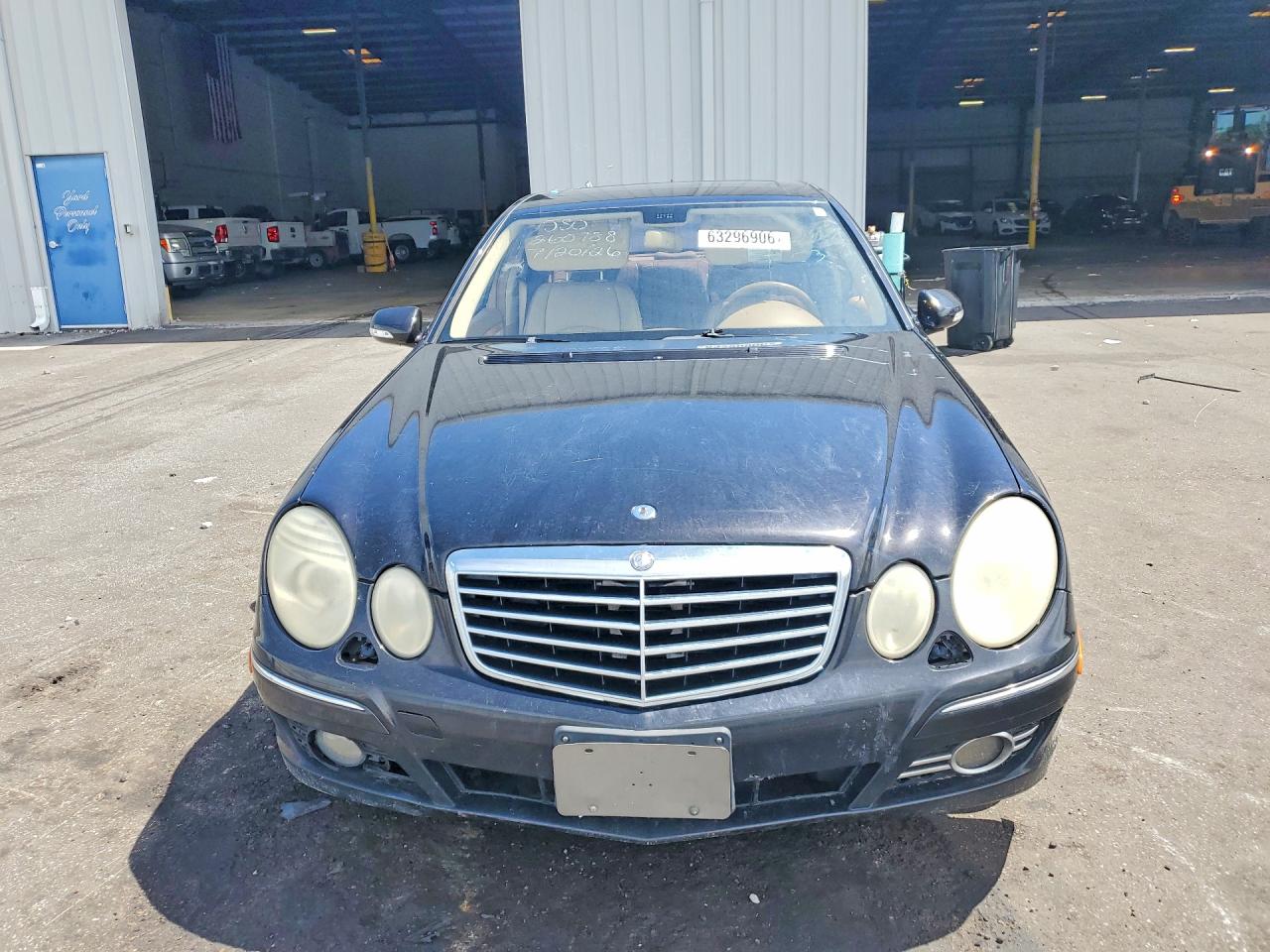 WDBUF56X68B260788 · 2008 MERCEDES-BENZ E · 5/12
