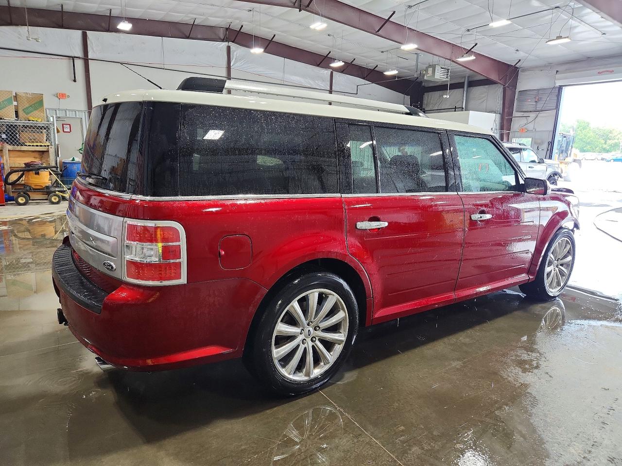 2FMGK5D82DBD14576 · 2013 FORD FLEX · 3/13
