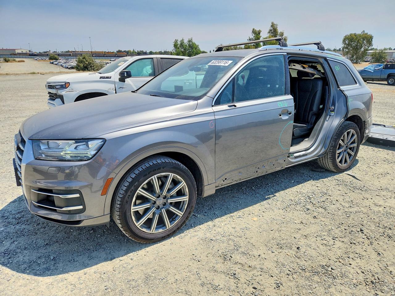WA1LAAF73JD000910 · 2018 AUDI Q7