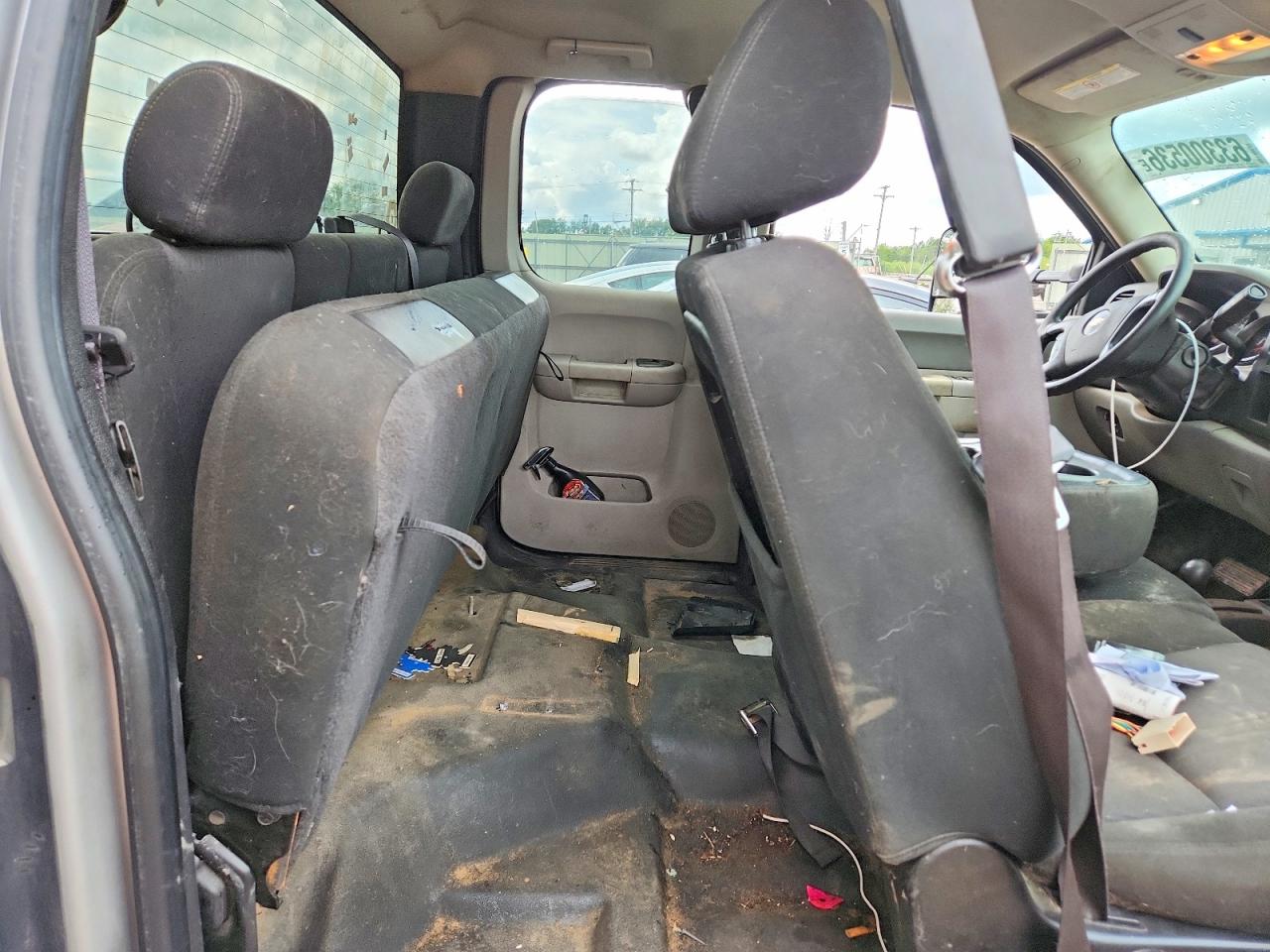 1GC5KZCG3BZ415714 · 2011 CHEVROLET SILVERADO · 10/12