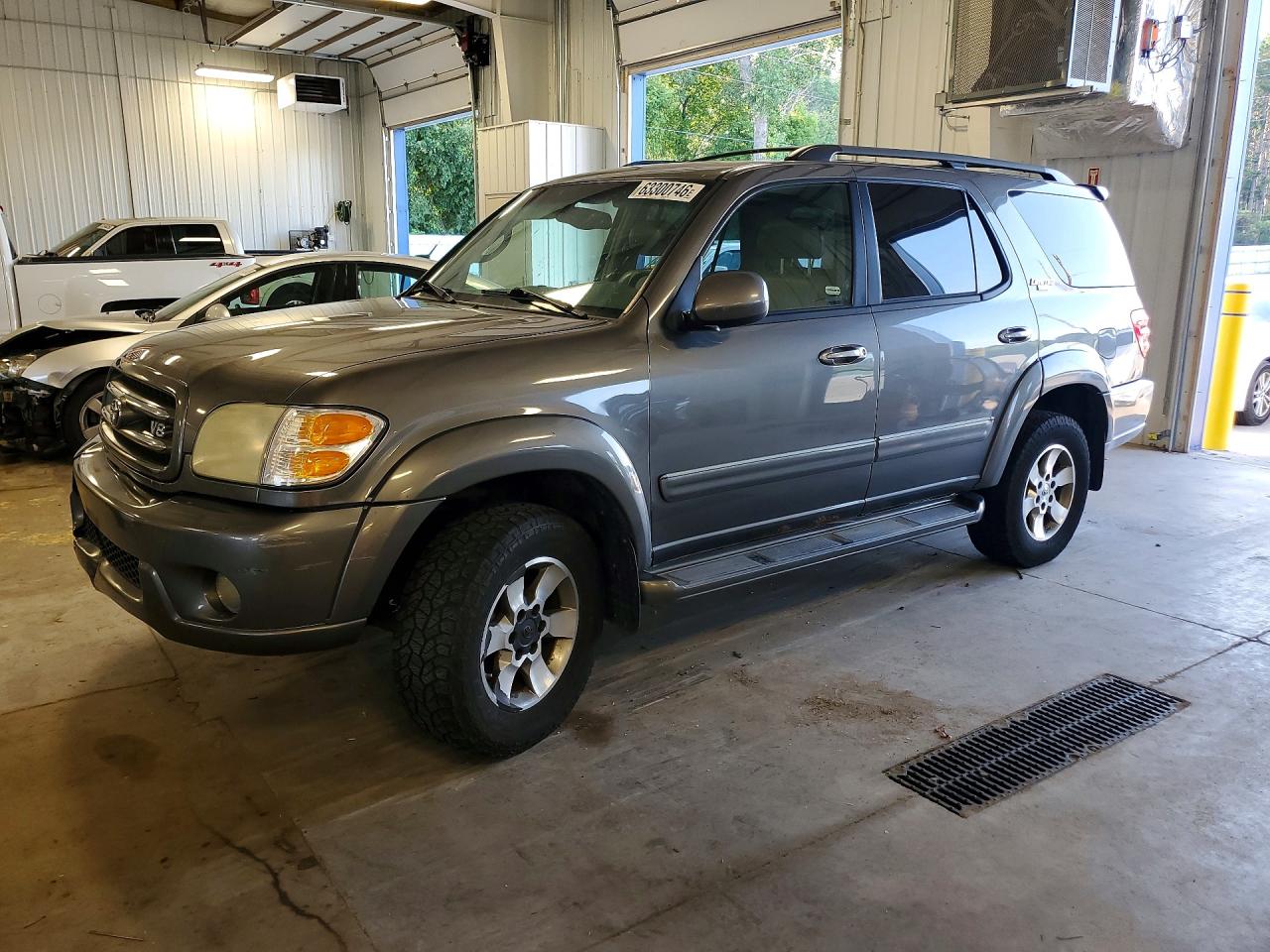 5TDBT48A74S232845 · 2004 TOYOTA SEQUOIA