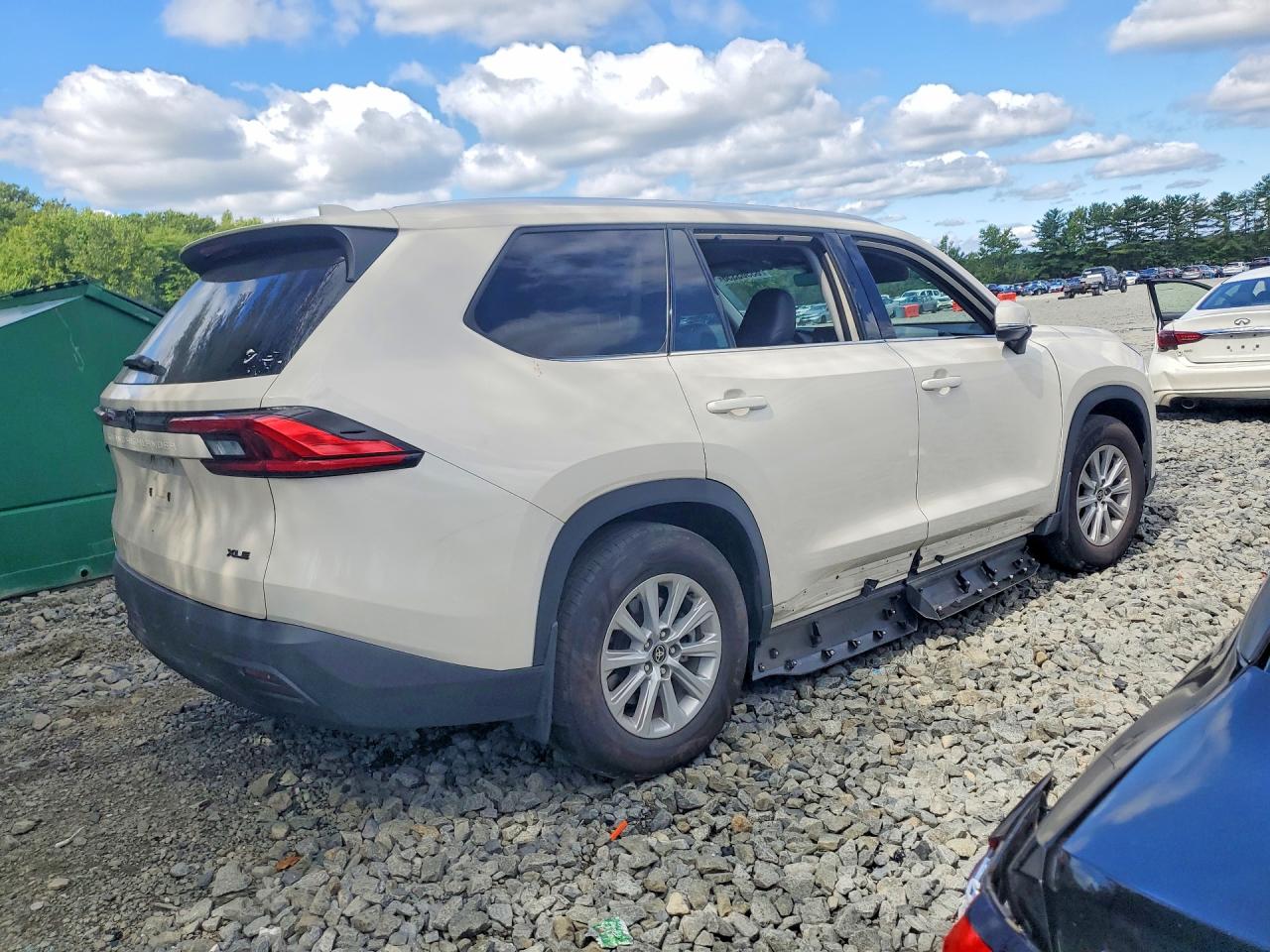 5TDAAAA54RS019159 · 2024 TOYOTA GRAND HIGHLANDER · 3/13