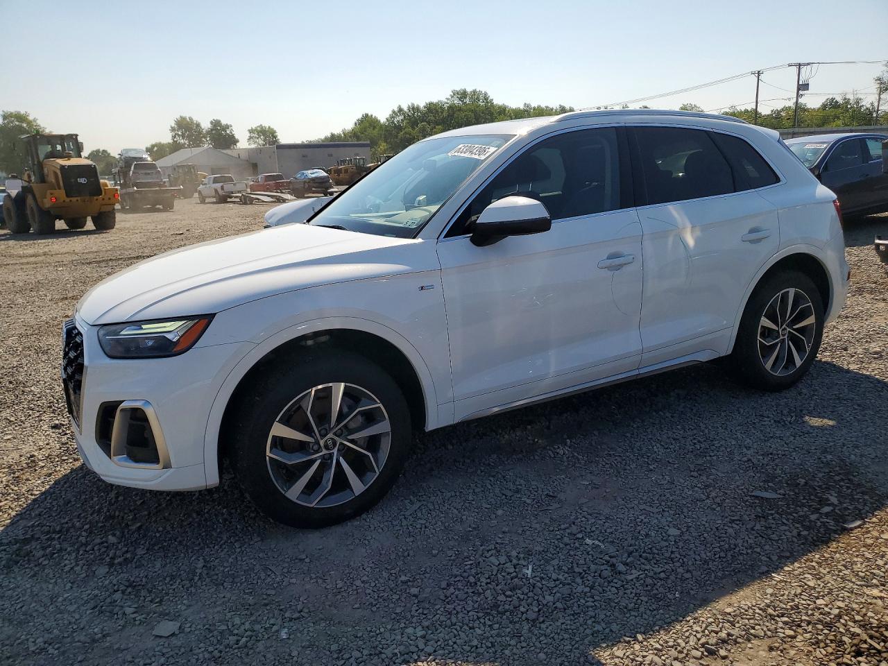 WA1GAAFY3N2065946 · 2022 AUDI Q5
