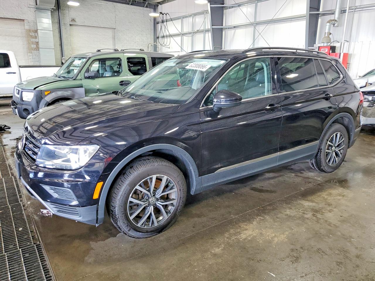 3VV2B7AX8LM087592 · 2020 VOLKSWAGEN TIGUAN