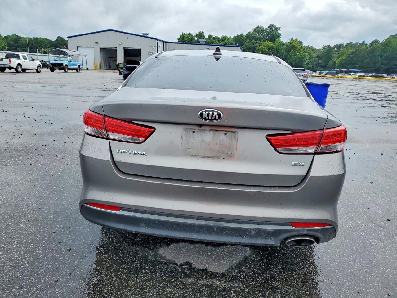 5XXGU4L38HG139030 · 2017 KIA OPTIMA · 6/12
