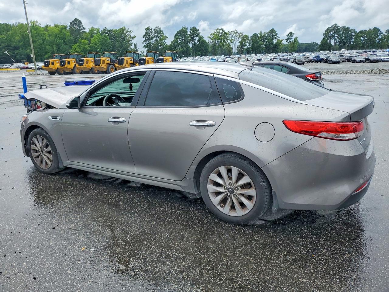 5XXGU4L38HG139030 · 2017 KIA OPTIMA · 2/12