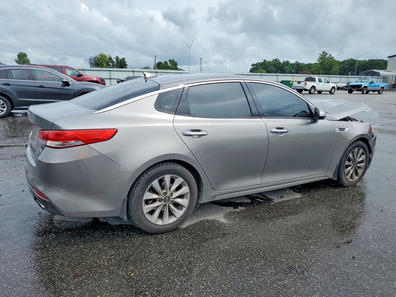 5XXGU4L38HG139030 · 2017 KIA OPTIMA · 3/12