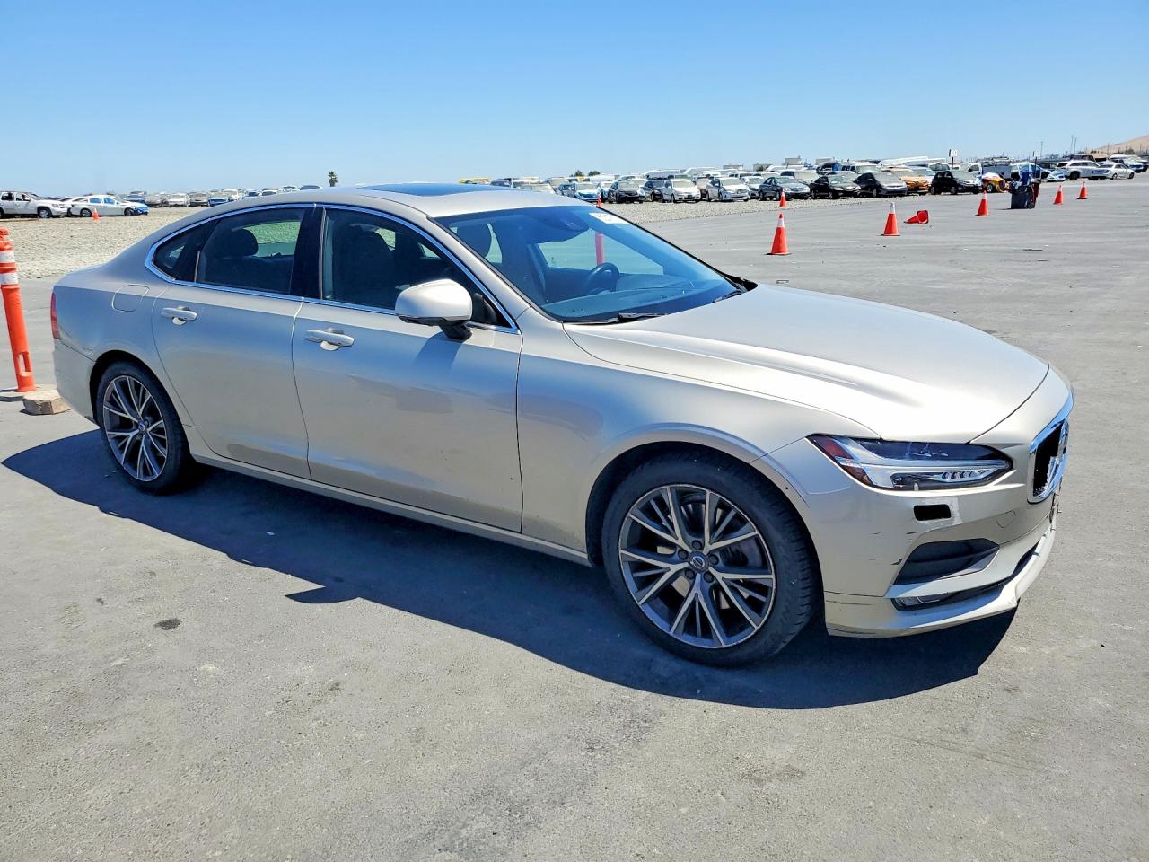 YV1A22MK0H1016091 · 2017 VOLVO S90 · 4/12