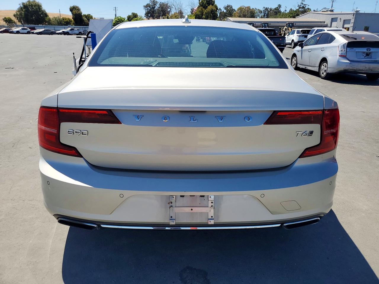YV1A22MK0H1016091 · 2017 VOLVO S90 · 6/12