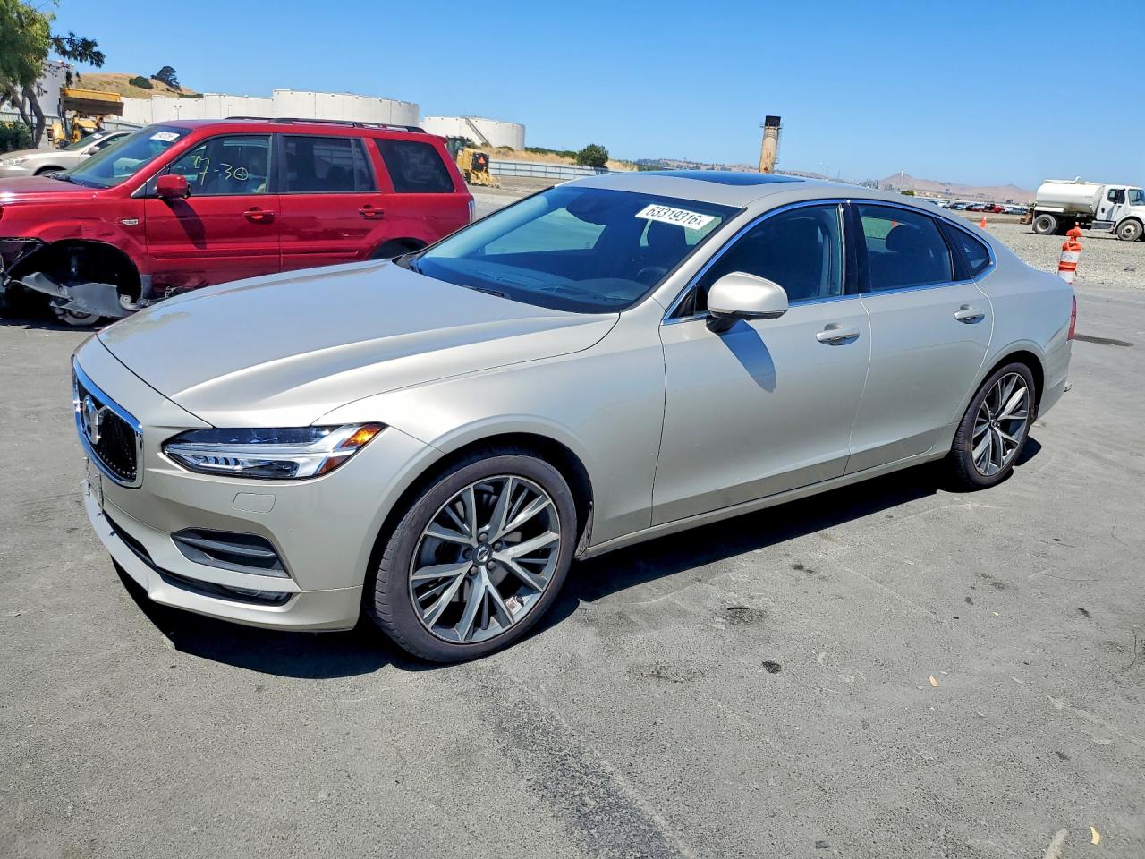 YV1A22MK0H1016091 · 2017 VOLVO S90