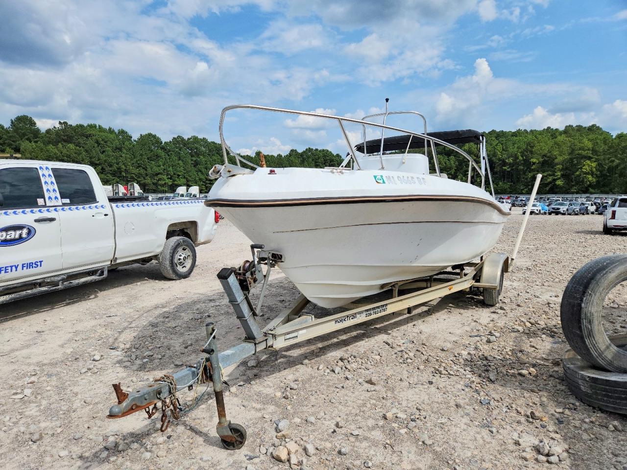 L0PGA743F101 · 2000 BOAT WTHOUT TRAILER · 2/10