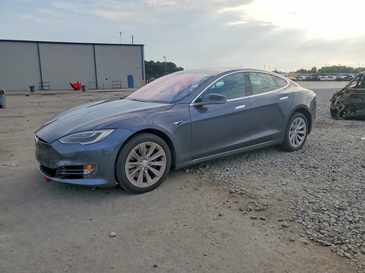 2017 TESLA MODEL S