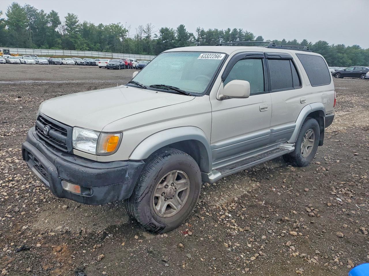 JT3HN87R4Y0277998 · 2000 TOYOTA 4RUNNER