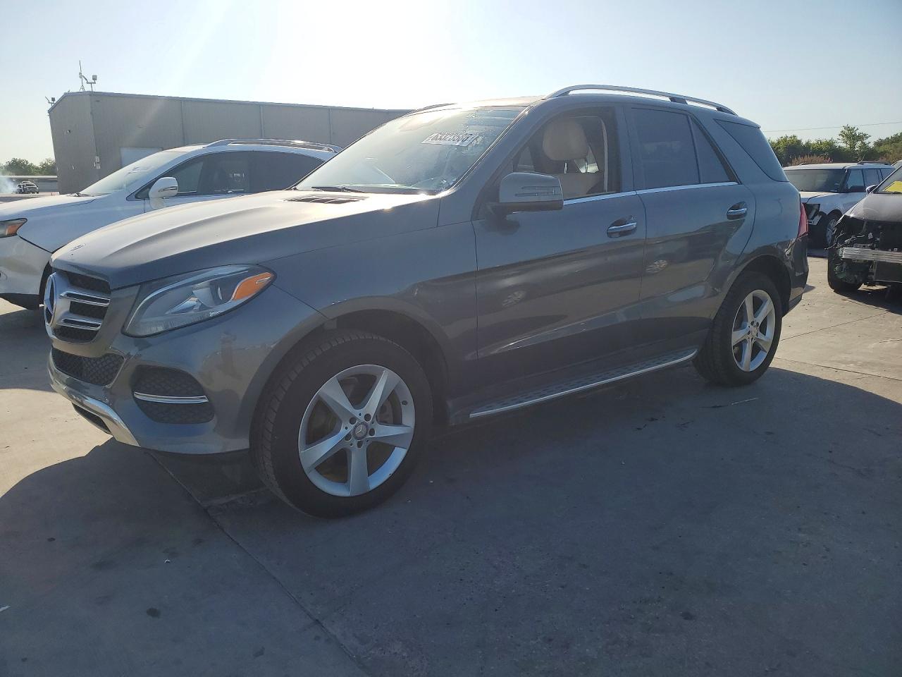 4JGDA5JB2HA847776 · 2017 MERCEDES-BENZ GLE