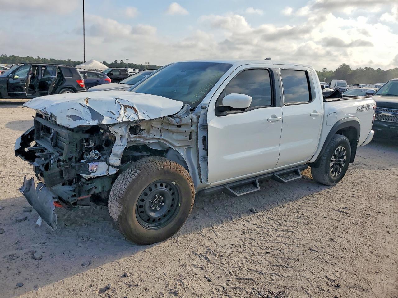 1N6ED1EK3PN665558 · 2023 NISSAN FRONTIER