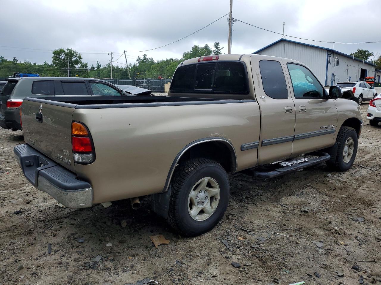 5TBBT44151S186183 · 2001 TOYOTA TUNDRA · 3/12