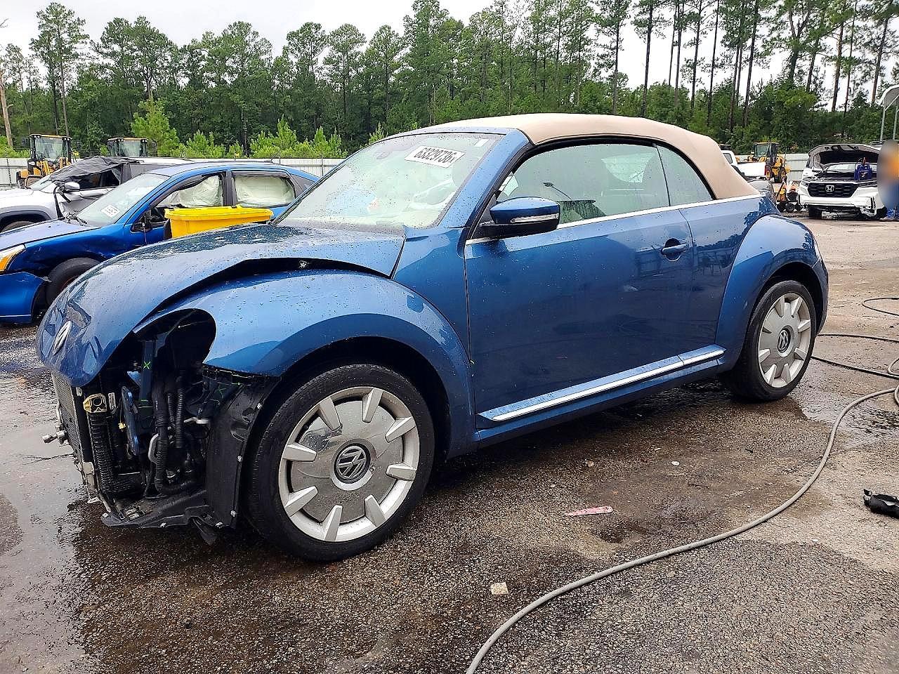 3VW5DAAT4JM518178 · 2018 VOLKSWAGEN BEETLE