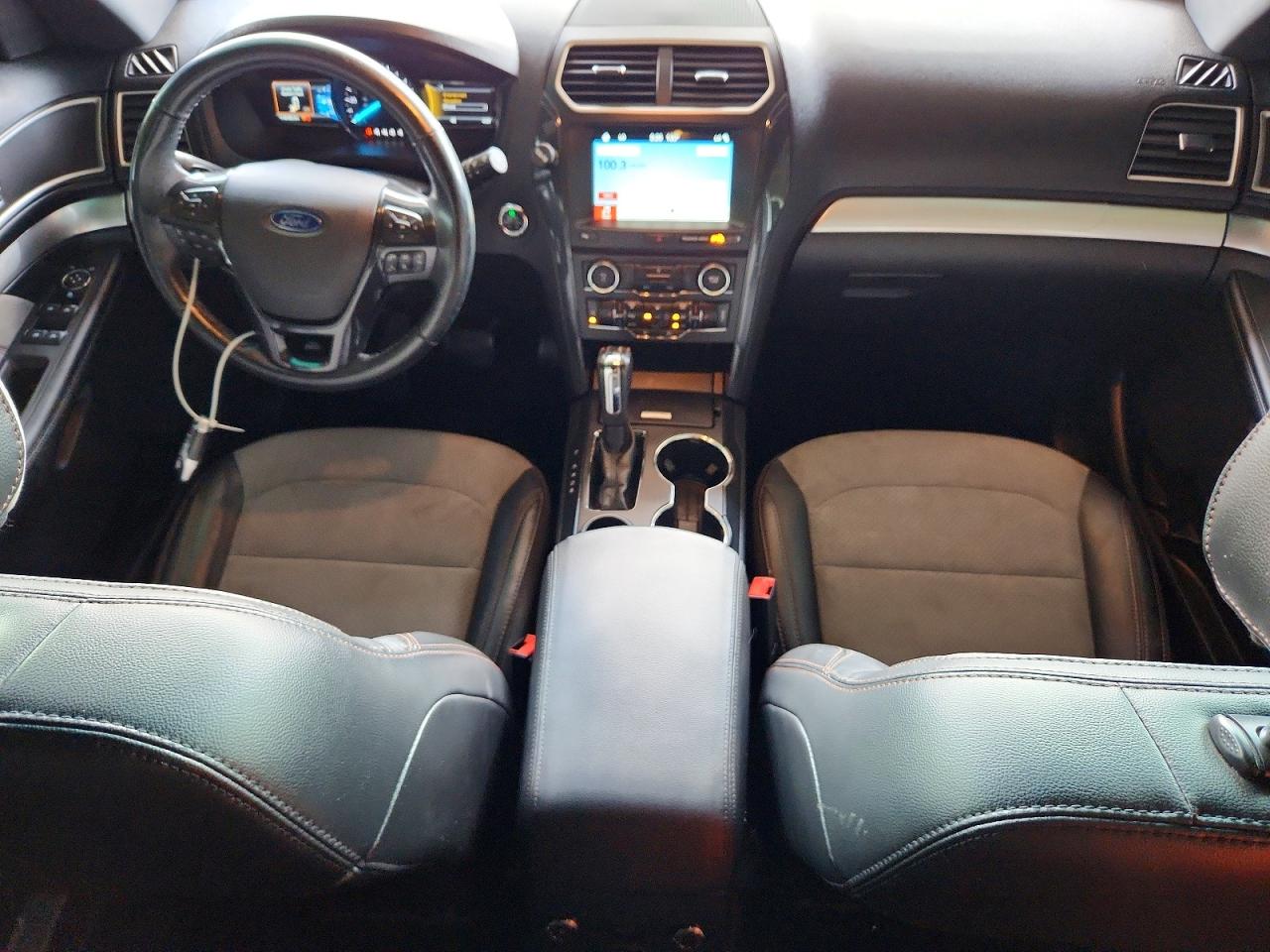 1FM5K7D8XHGE24695 · 2017 FORD EXPLORER · 8/14