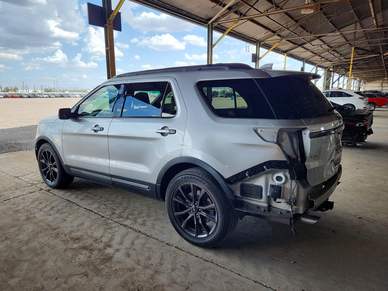 1FM5K7D8XHGE24695 · 2017 FORD EXPLORER · 2/14