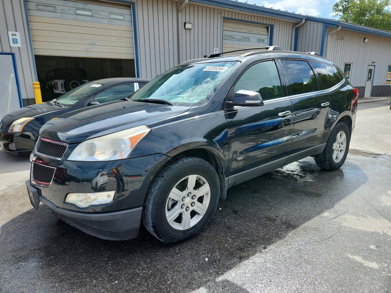1GNLVFED4AJ218913 · 2010 CHEVROLET TRAVERSE