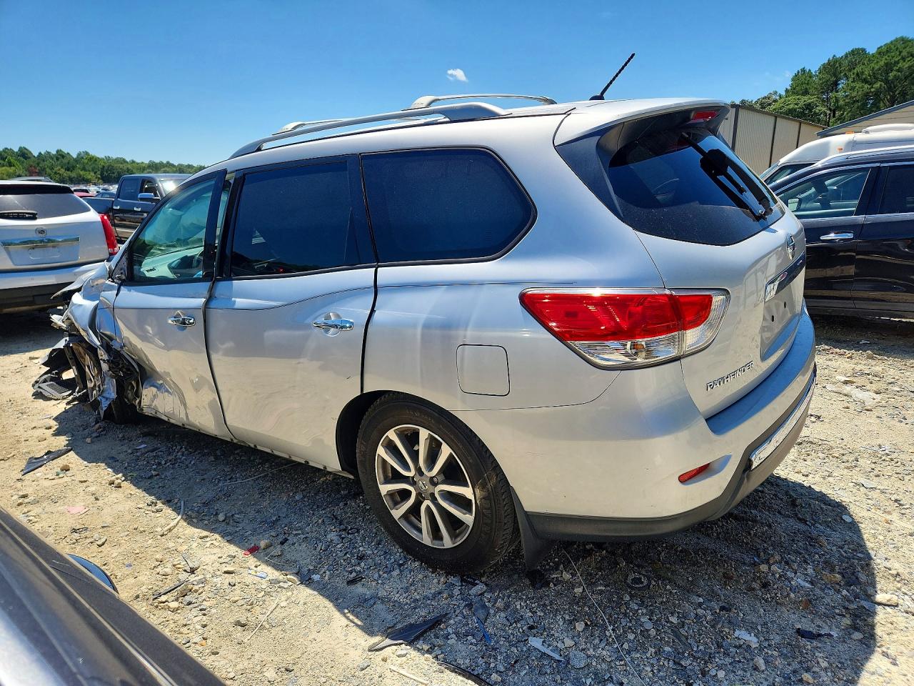 5N1AR2MMXGC661364 · 2016 NISSAN PATHFINDER · 2/13