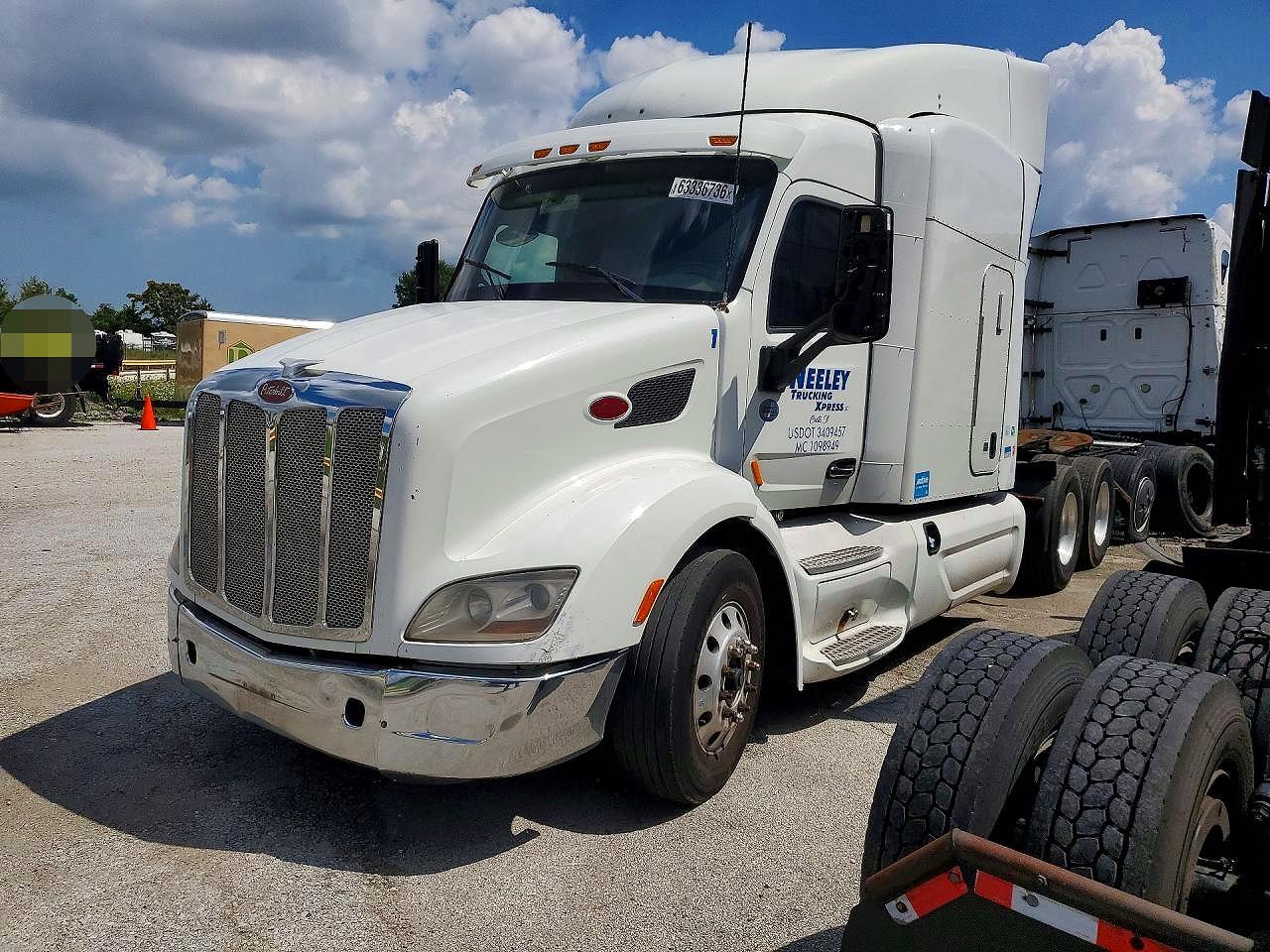 1XPBDP9X3FD259698 · 2015 PETERBILT 579
