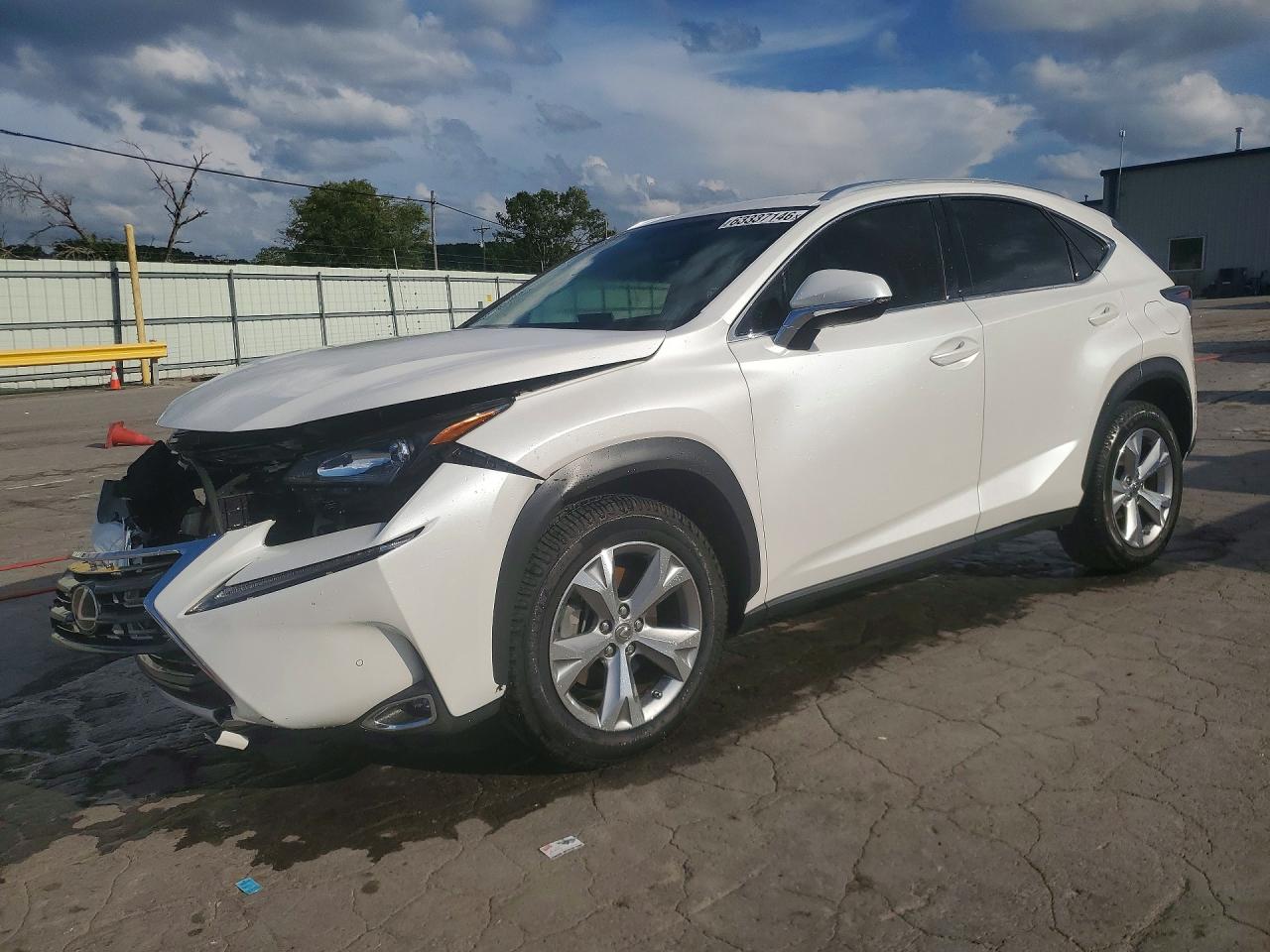 2017 LEXUS NX 200T