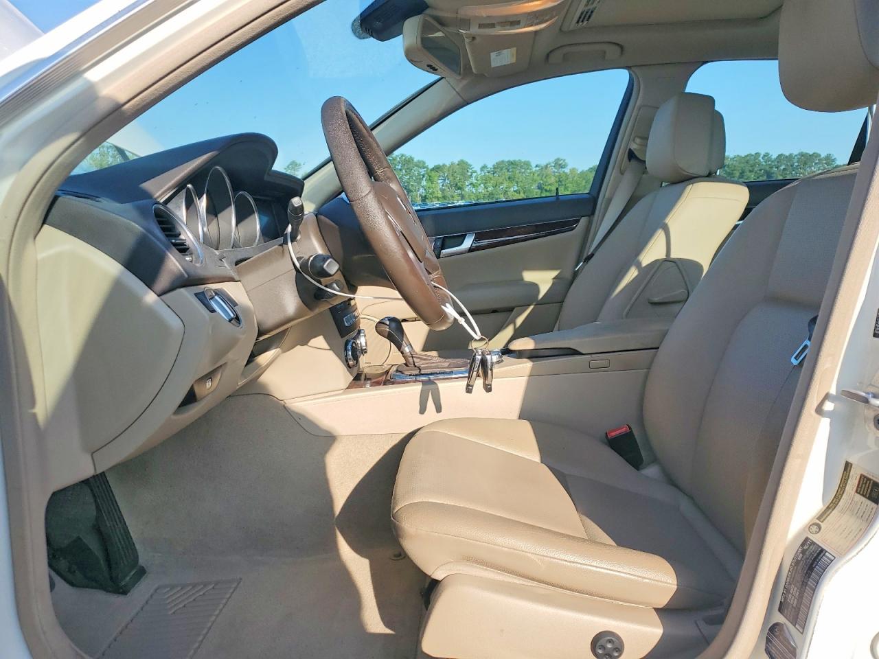 WDDGF8BB7CA649065 · 2012 MERCEDES-BENZ C · 7/12