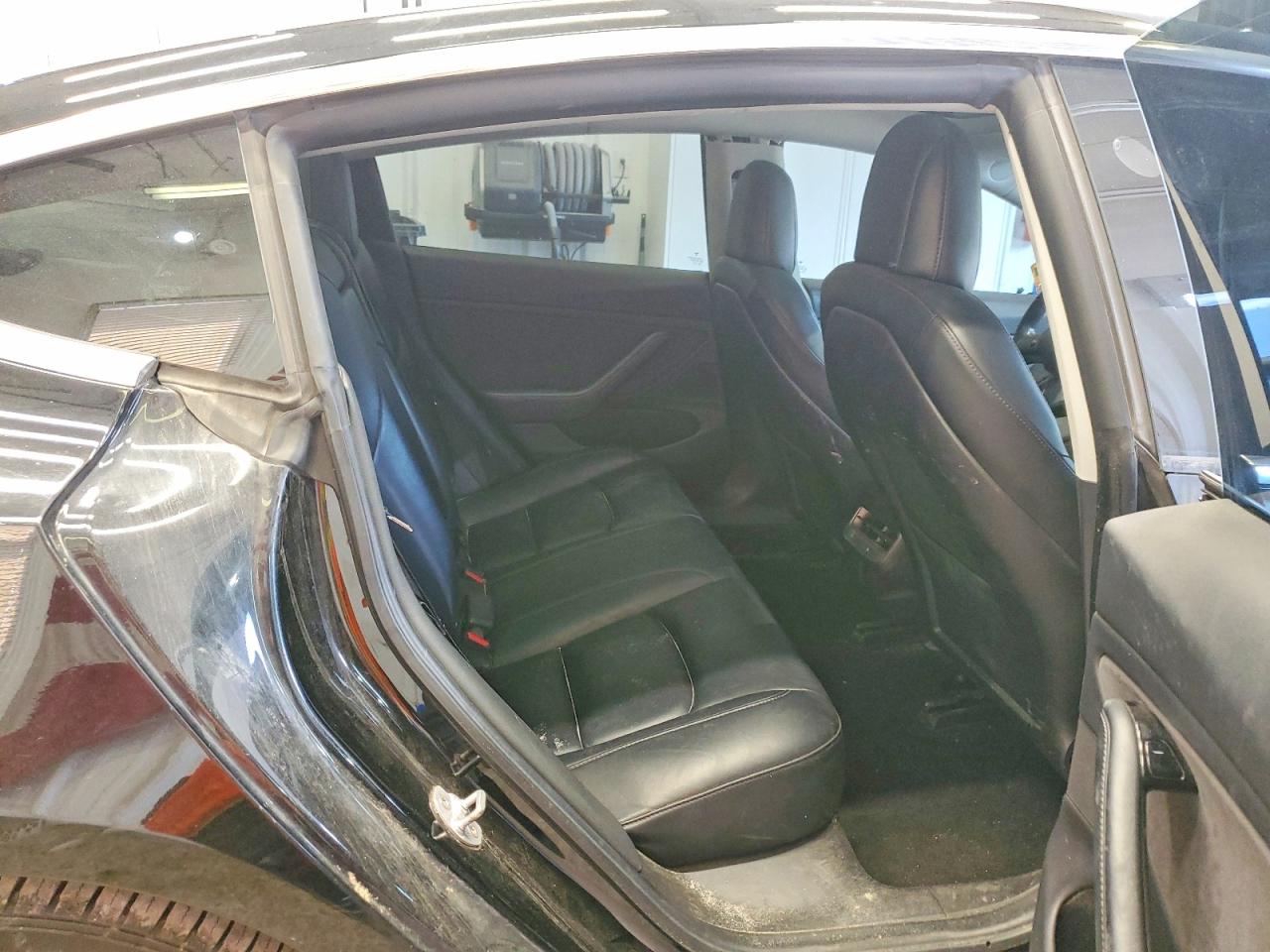 5YJ3E1EA5KF397781 · 2019 TESLA MODEL 3 · 10/12