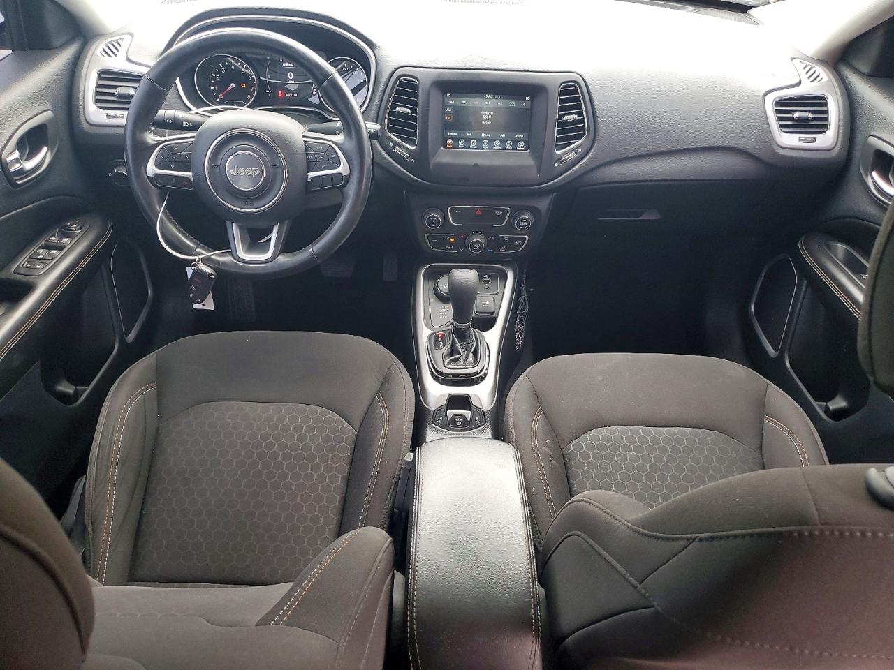 3C4NJDAB4LT209369 · 2020 JEEP COMPASS · 8/14