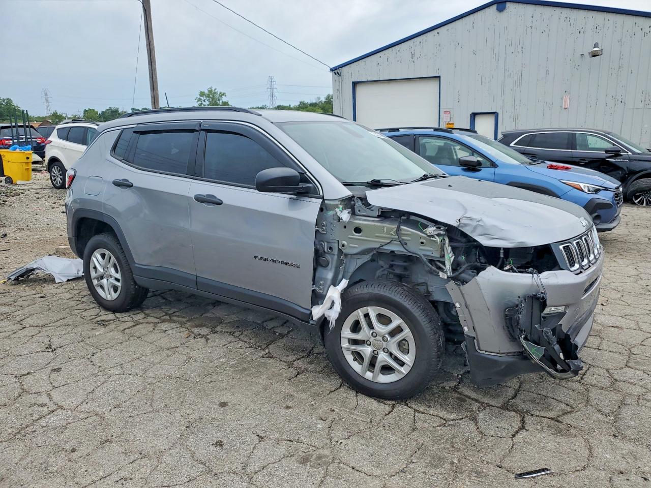 3C4NJDAB4LT209369 · 2020 JEEP COMPASS · 4/14