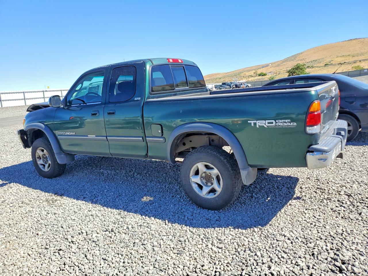 5TBBT44142S324667 · 2002 TOYOTA TUNDRA · 2/12