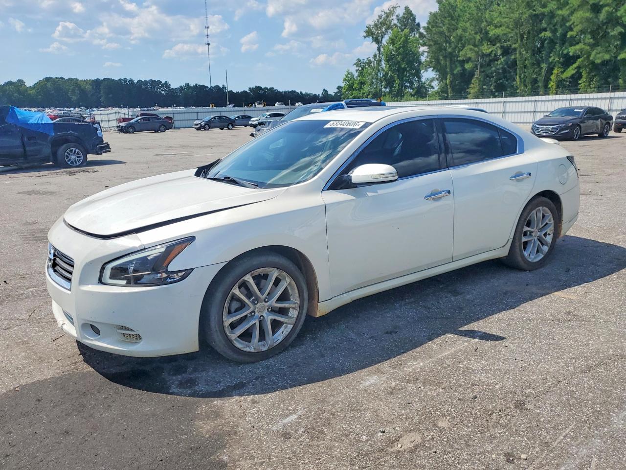 2014 NISSAN MAXIMA