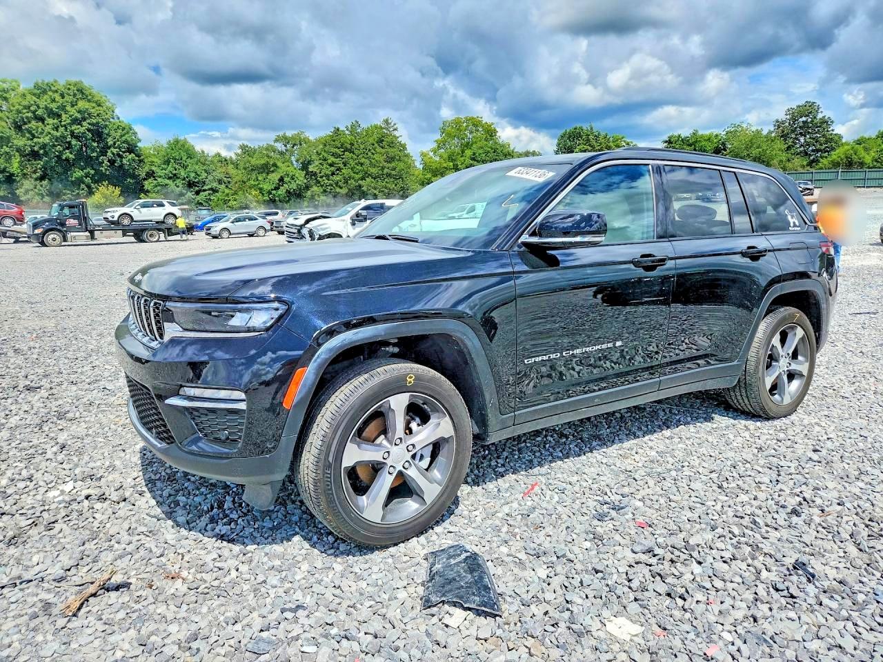 1C4RJHBG1S8661232 · 2025 JEEP GRAND CHEROKEE