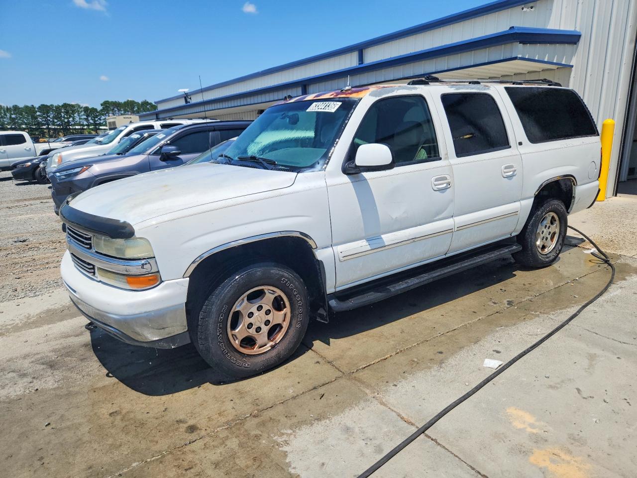 2004 CHEVROLET SUBURBAN