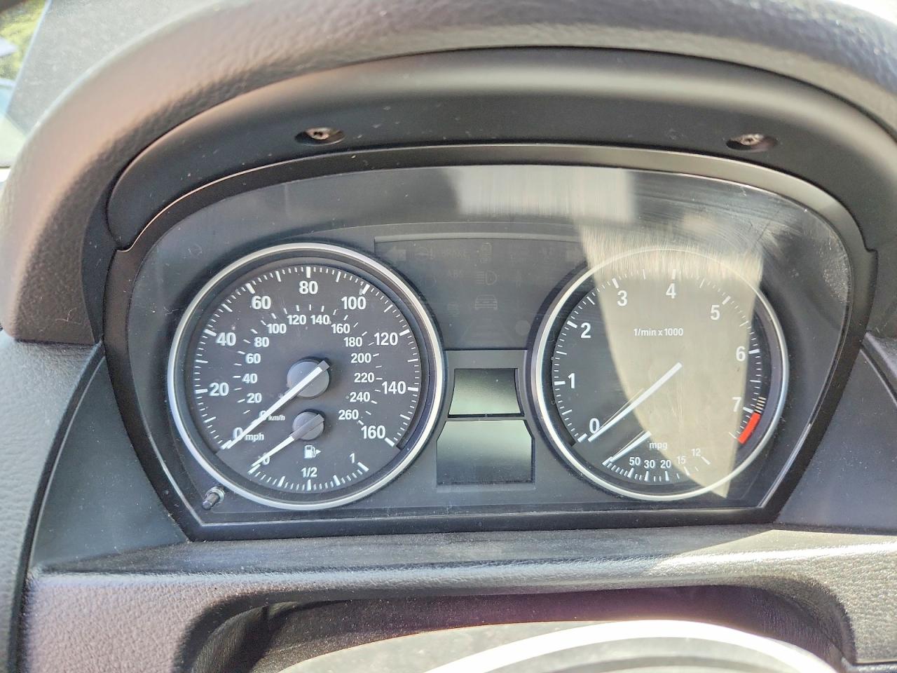 WBAVL1C57EVY10789 · 2014 BMW X1 · 9/13