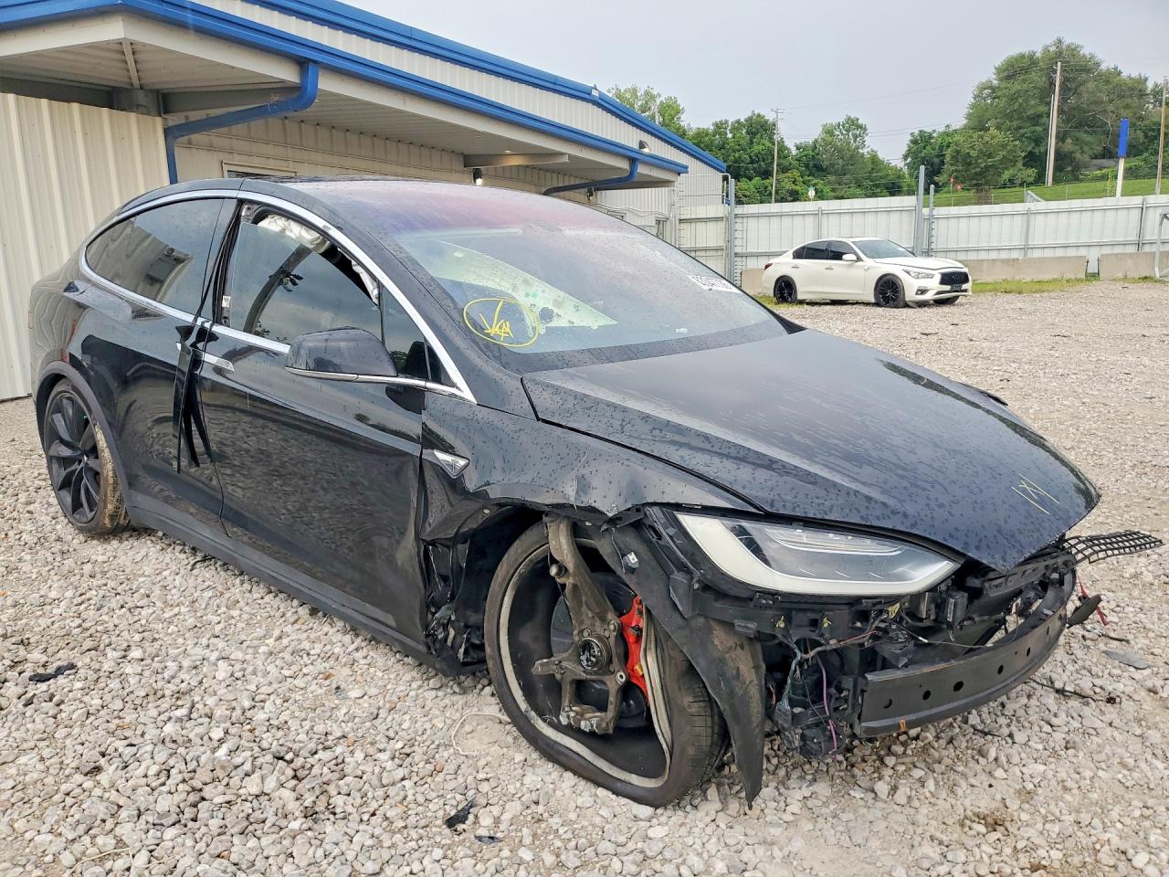 5YJXCAE43GF000898 · 2016 TESLA MODEL X · 4/14