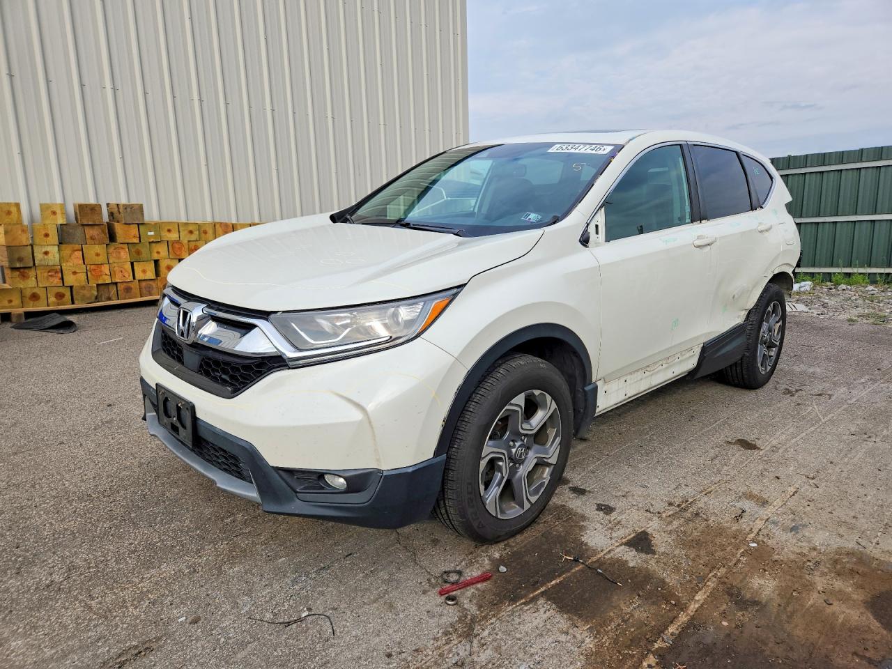 2HKRW2H86JH635353 · 2018 HONDA CR-V