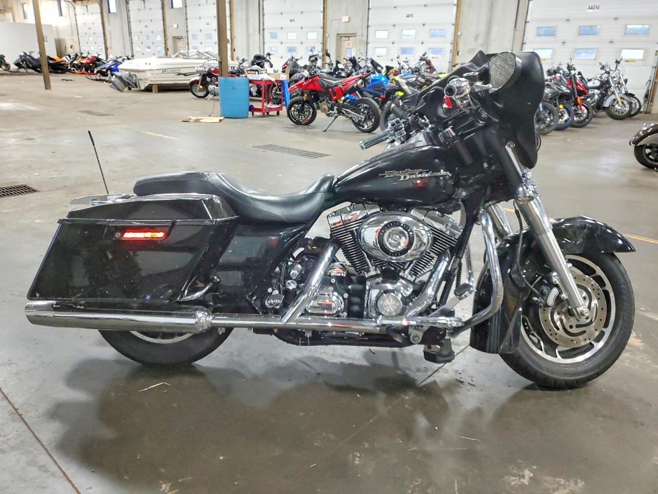 1HD1KB41X7Y659923 · 2007 HARLEY-DAVIDSON FLHX