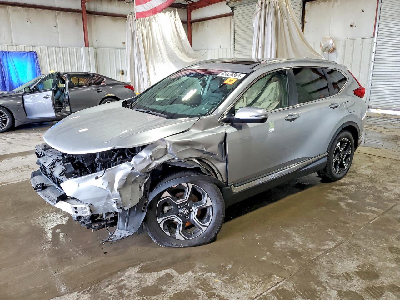 7FARW2H96JE016585 · 2018 HONDA CRV