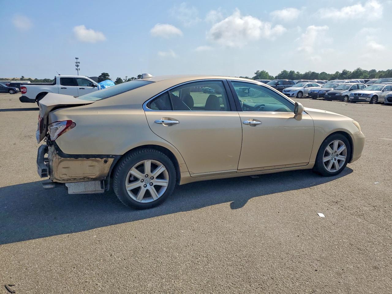 JTHBJ46G872004022 · 2007 LEXUS ES · 3/12