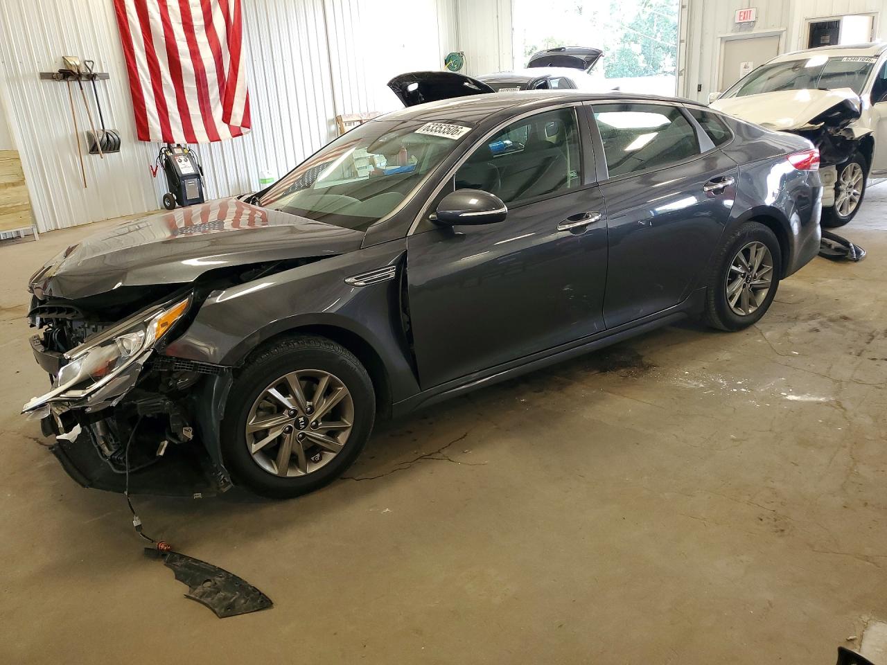 5XXGT4L31KG306306 · 2019 KIA OPTIMA