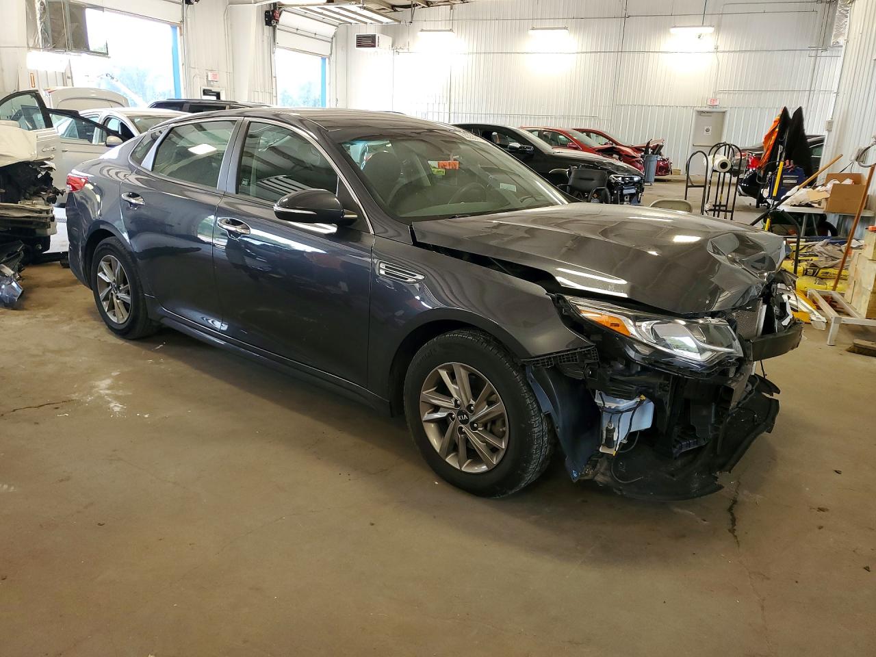 5XXGT4L31KG306306 · 2019 KIA OPTIMA · 4/13