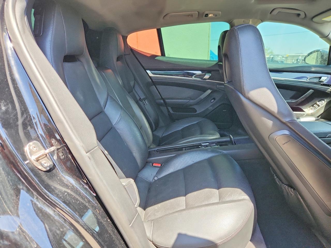 WP0AA2A79BL013677 · 2011 PORSCHE PANAMERA · 10/12