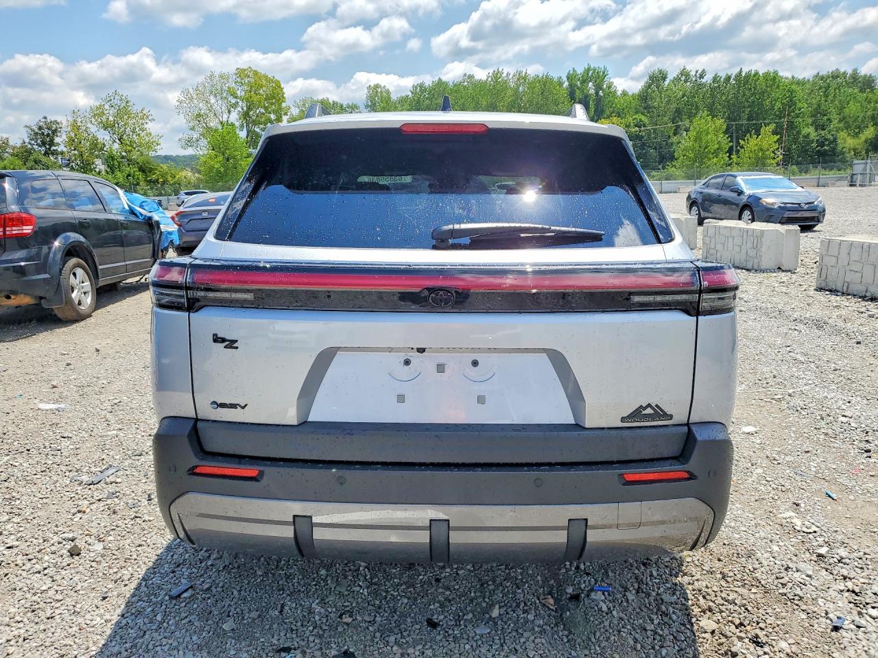 JTMBGAHB5TY602026 · 2026 TOYOTA BZ · 6/14